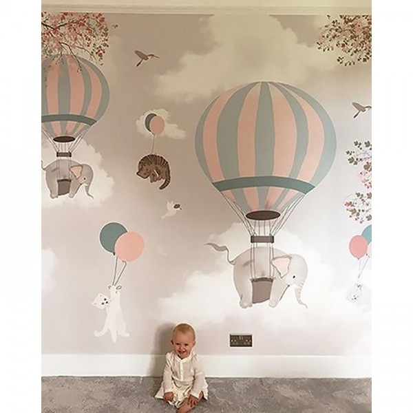 Papel Pintado Falling III - LITTLE HANDS Papel Pintado Falling III - LITTLE HANDS