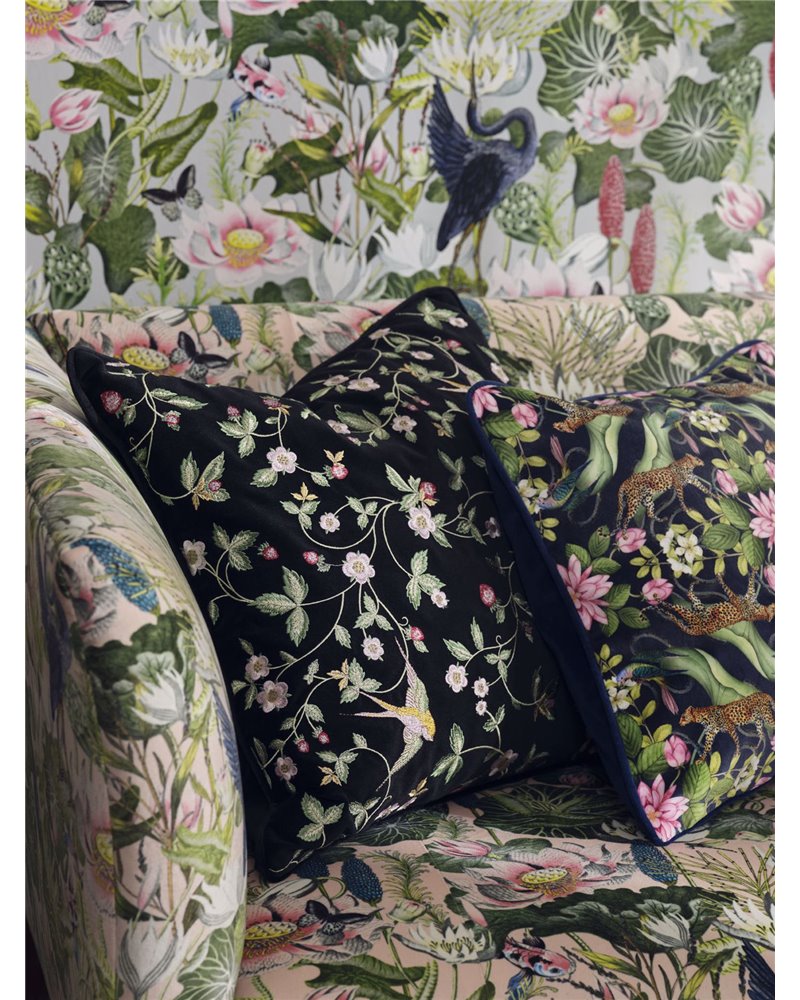 Wild Strawberry Noir Embroidery F1582-01