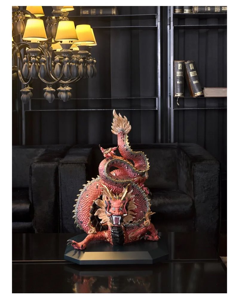 Escultura Dragón protector. Lustre oro y rojo. Serie limitada