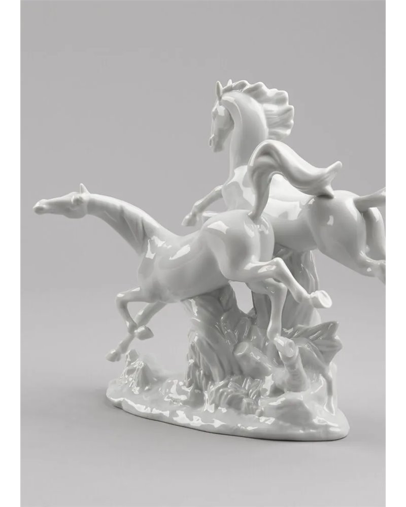 Figura Caballos al galope