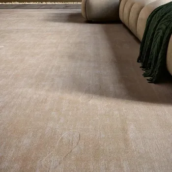 LUXUR