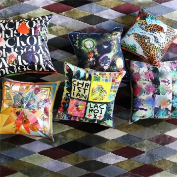 IMG CUSHION SS21